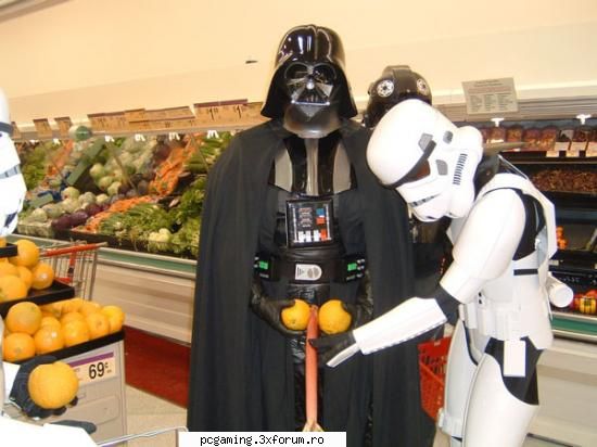 Poza zilei 2 - Dark Force gone shopping - Vorbe`n vant